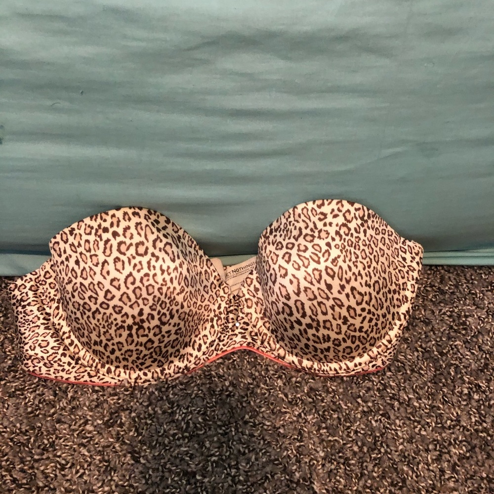 Strapless bra